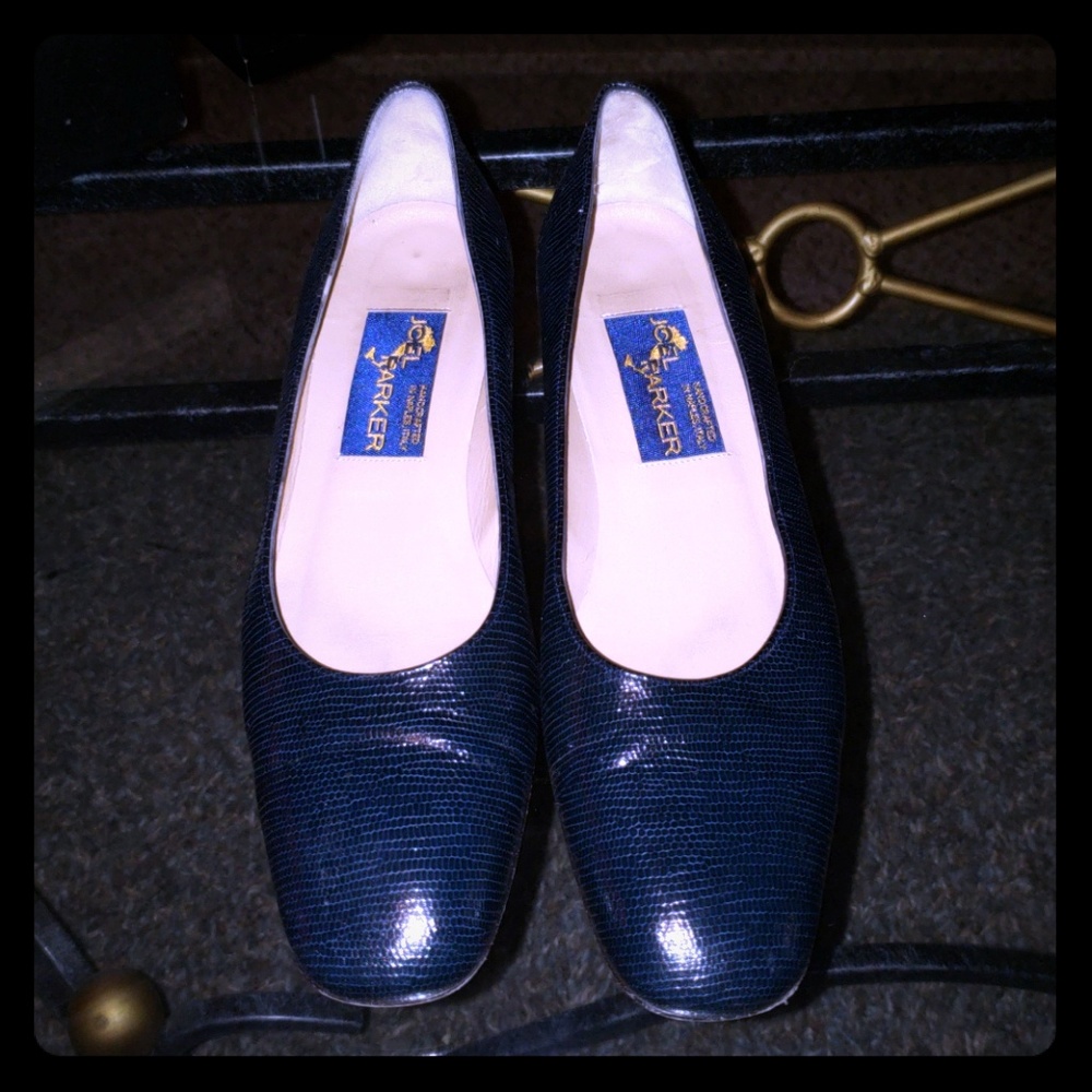 Joel Parker Shimmery Navy Leather Pumps Heels Shoe